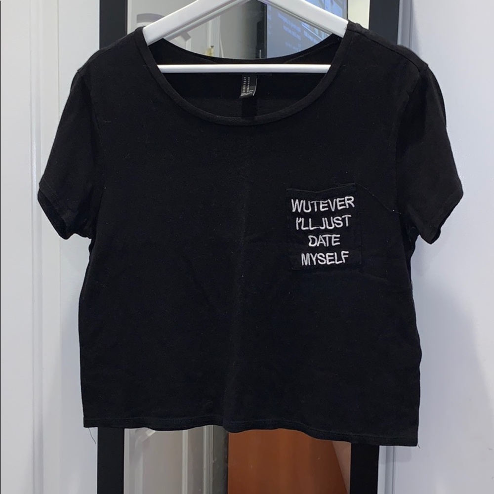 black graphic tee
